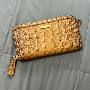 Brahmin wallet